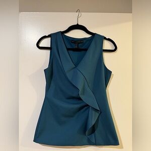 White House Black Market sleeveless blouse size xs